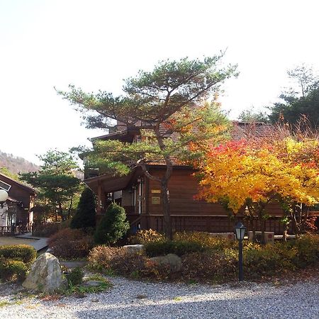 Bench House Villa Pyeongchang Bagian luar foto